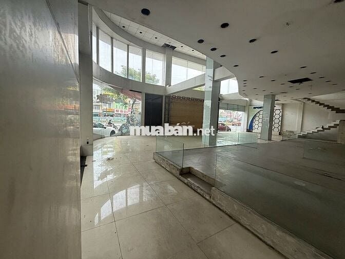 Cho thuê 2MT Điện Biên Phủ 463m2