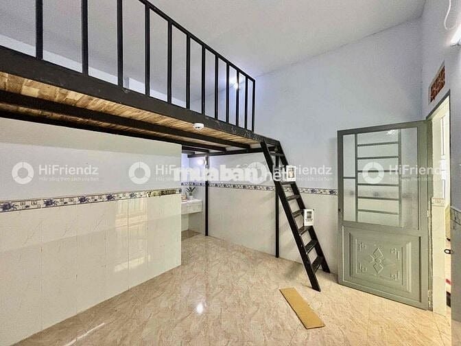 PHÒNG TRỌ BANCOL SIÊU THOÁNG SẴN MÁY LẠNH NGAY LUỸ BÁN BÍCH