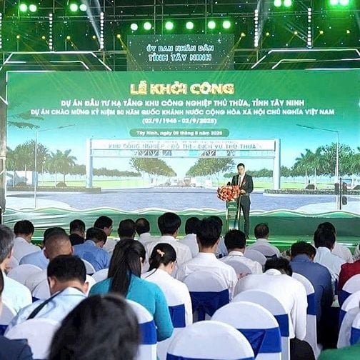 Cần bán Cần Bán Nhanh lô đất gần KCN IDICO Thủ Thừa 1tỷ230 Sổ Hồng Riê