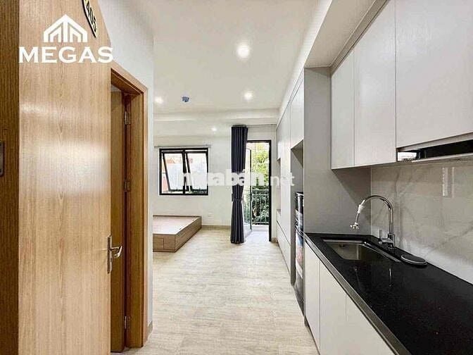 CĂN HỘ STUDIO SIÊU RỘNG - FULL NỘI THẤT - BAN CÔNG NGAY CÔNG VIÊN LÀNG