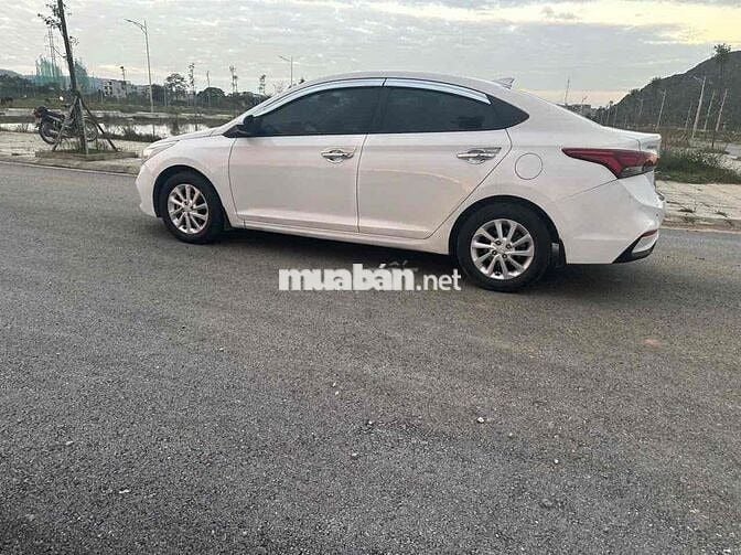 Hyundai Accent 2020 1.4MT - 11 km