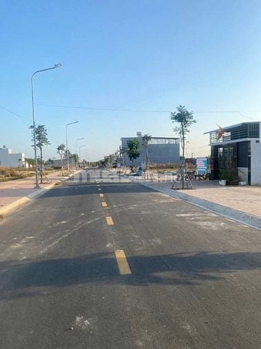 CẦN BÁN 100m2 ĐẤT GẦN CHỢ AN BÌNH, SỔ HỒNG RIÊNG-XÂY TỰ DO GIÁ TỐT