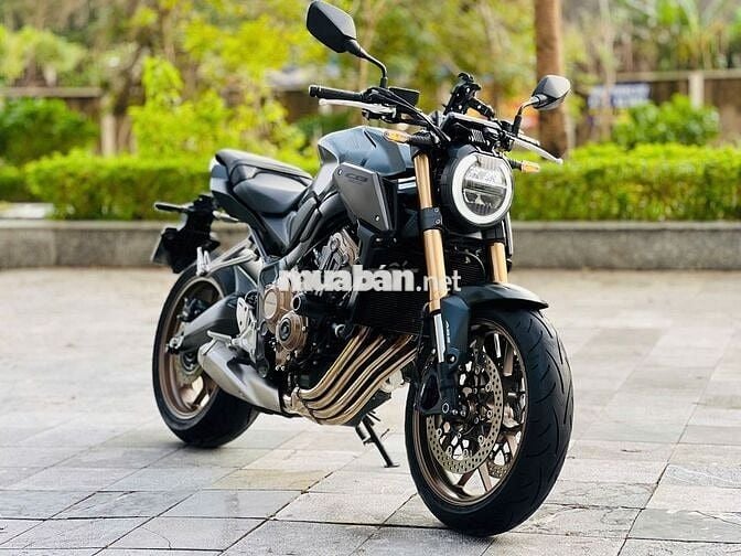 Mạnh Hà Motor bán CB650R dkld 2024 odo 3k lướt