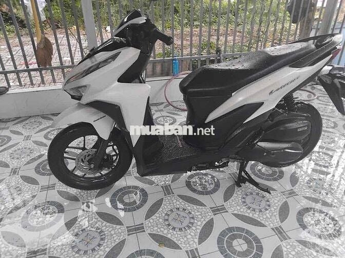 Cần bán Vario 125 xe còn đẹp vỏ còn máy êm