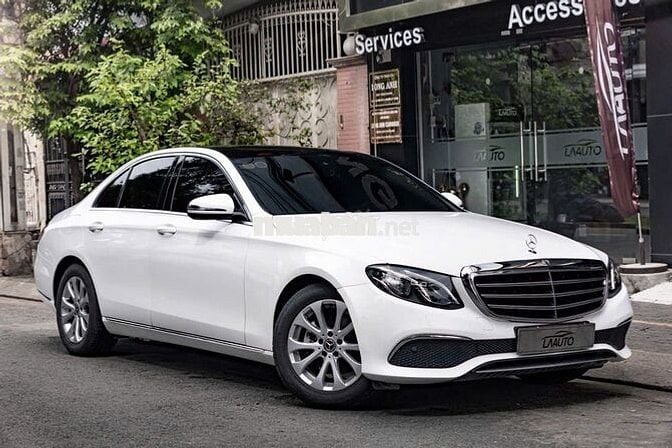 Mercedes Benz E200 2017 - 82000 km