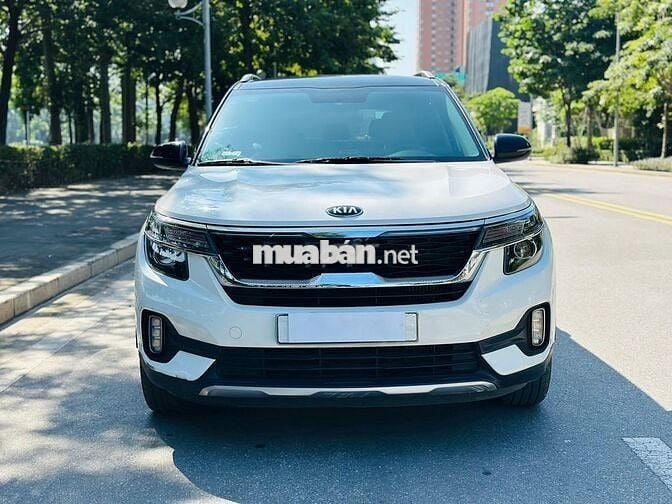 Kia Seltos 2021 Luxury 1.4 AT - 50000 km