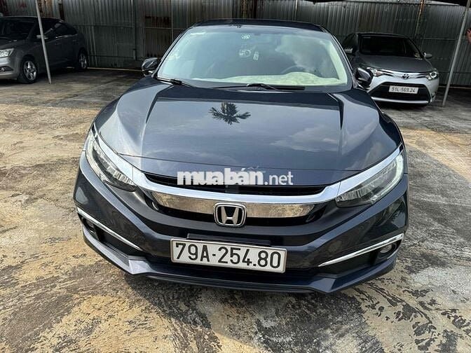 Honda Civic 2019 1.8G  - 72000 km xe cọp