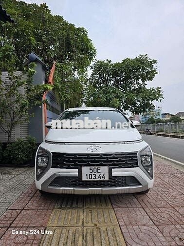 Hyundai Stargazer 2022 Tiêu chuẩn Trắng