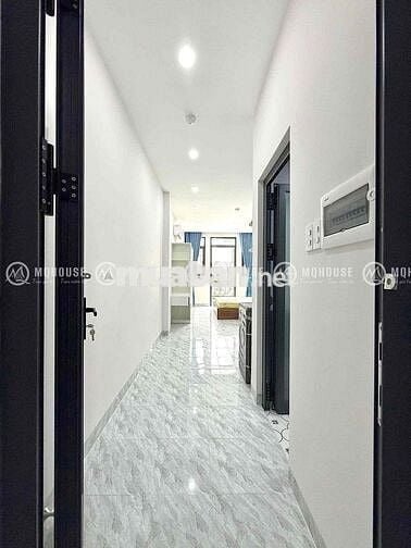 CĂN HỘ BAN CÔNG FULL NỘI THẤT MÁY GIẶT RIÊNG NẰM GẦN ETOWN CỘNG HOÀ