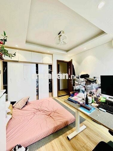 Bán căn chung cư lôc góc cao cấp,102m 3 ngủ,trung tâm ngoại giao đoàn