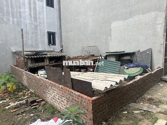 Mảnh đất vuông đẹp 37m2 giáp Văn Tiến Dũng và trục Tây Thăng Long