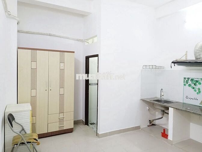 CHO THUÊ PHÒNG CAO THẮNG-QUẬN 10 sát Vạn Hạnh Mall, HUFLIT, đường 3/2