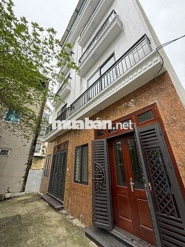 Siêu rẻ.Nhà ĐỘC LẬP Vân Côn-Cách ĐL Thăng long 1.5km-Giá Chỉ 3.85 Tỷ