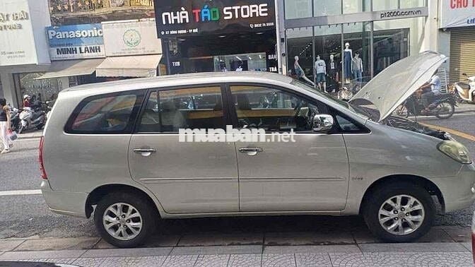 Toyota Innova 2008 V - 257000 km