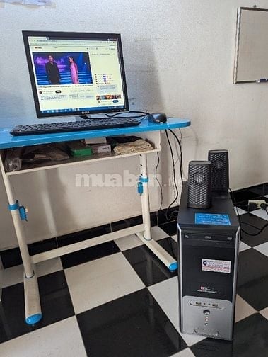 Bán bộ máy tính như hình - không có bàn xanh