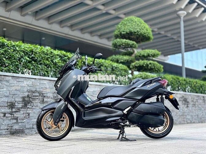 Yamaha Xmax 300 2025