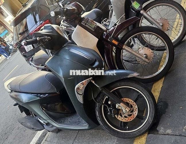 Cần bán xe tay ga JANUS đời 2018, khóa smart key.