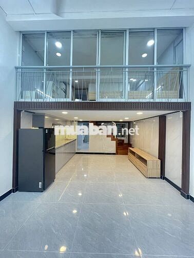 Cho thuê Chung cư 681 Nguyễn Trãi Quận 5, Lầu 1 80M2 Bancol rộng