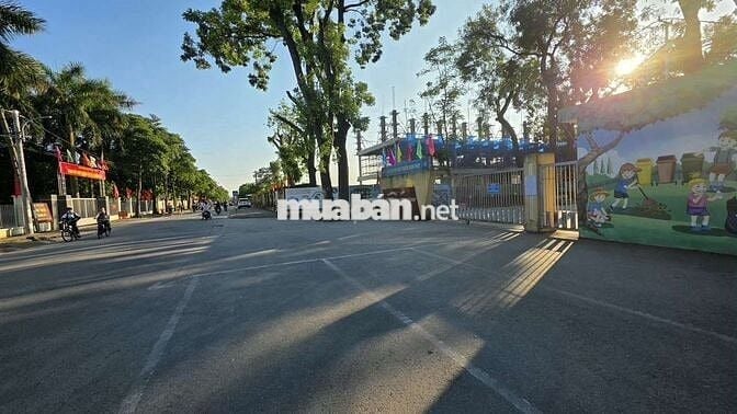 BÁN 1030M ĐẤT CẠNH TRƯỜNG HỌC LỆ CHI GIA LAM