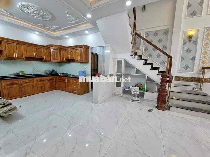 🇻🇳🇻🇳🇻🇳NHÀ PHỐ NGUYÊN CĂN 4PN 5WC NHÀ BÈ