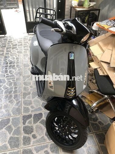 Bán nhanh Vespa 2016 xám, Mới 95%
