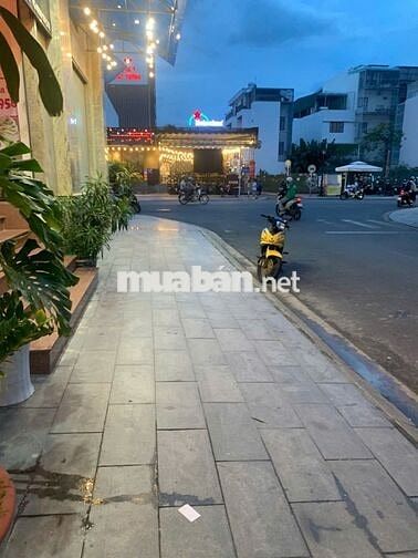 CHO THUÊ MẶT BẰNG Đ.BÙI PHÙNG GẦN Đ.THÍCH QUẢNG ĐỨC KINH DOANH RẤT TỐT