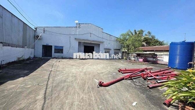 CHO THUÊ XƯỞNG MẶT TIỀN TRẦN HƯNG ĐẠO THÍCH HỢP TỔNG KHO, CHUYỂN PHÁT