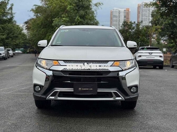 Mitsubishi Outlander 2022 2.0 CVT - 12000 km