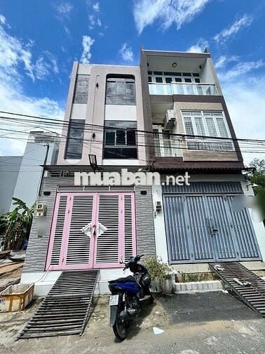 NHÀ 3 TẦNG 4X15 MỚI XÂY, TRỐNG SUỐT CÁC TẦNG, HẺM TẢI, SÁT VẠN PHÚC