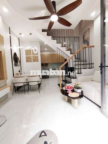 NHÀ MỚI ĐẸP - SỔ VUÔNG VỨC - HAI MẶT HẺM