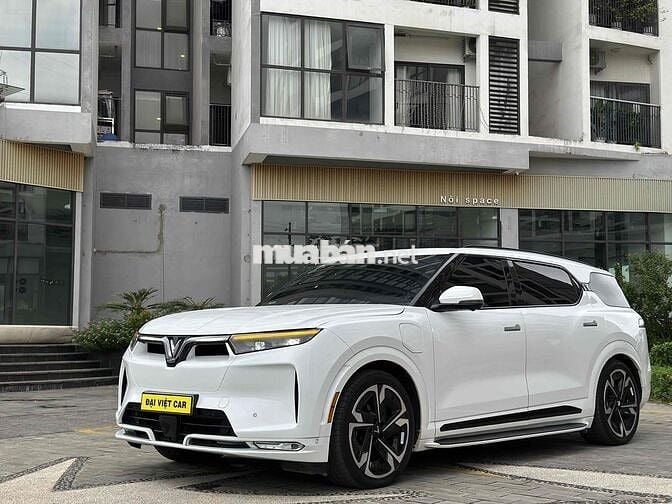 VinFast VF9 2023 Plus Pin Catl  - 40000 km Thuê TP