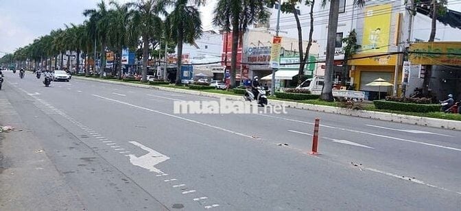 Nền vị trí Vip kế Bách hoá xanh