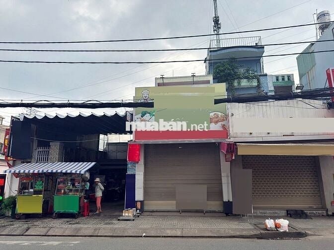 Nhà Khu Ẩm Thực Làng Hoa 4,2mX27m Giá Rẻ Cho Làm Quán Ăn.