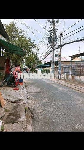 Bán đất tặng nhà cấp 4 - linh xuân thủ đức