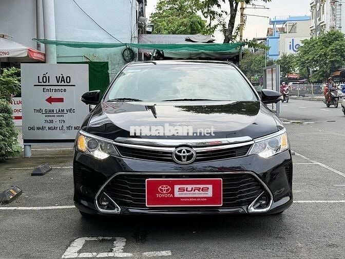 Camry 2017 2.0E Đen (Nội thất màu kem) - 118661 km