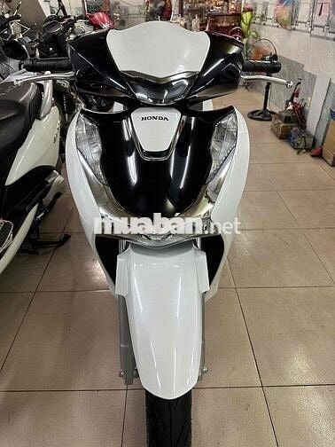SH 160cc mua 2024 mới chạy 1 ngàn km mới 99%