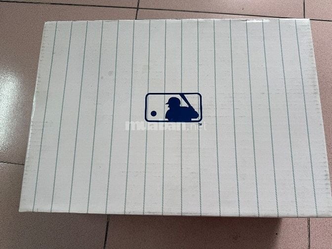 Giày LV nam fullbox size 42 [Full hộp]