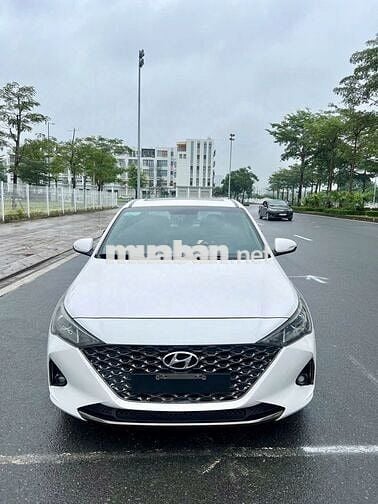 Hyundai Accent ATH 2022 màu trắng