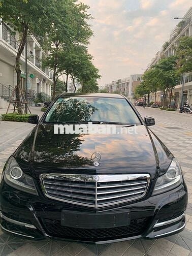 Mercedes Benz C250 2012 màu đen