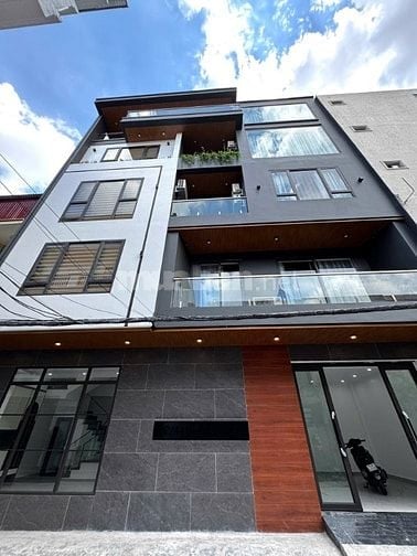 🔥 SIÊU PHẨM 5 TẦNG THANG MÁY – TUYẾN 2 THIÊN LÔI, SÁT AEON MALL 🔥