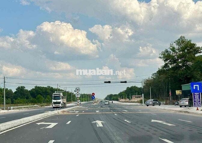 Ngộp NGÂN HÀNG THANH LÝ LÔ ĐẤT 817m2 150 TC MT Đường TẠO LỰC QH 65m