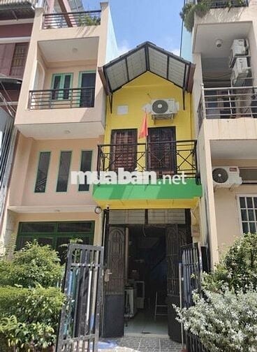 Bán nhà chính chủ - hẻm 2 xe tải Nguyễn Văn Thương, gần Pearl Plaza