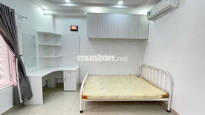 TRỐNG LẠI 1 PHÒNG FULL NỘI THẤT