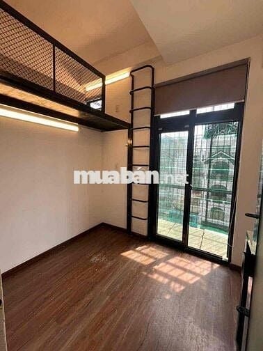 TRỐNG SẴN VÀI PHÒNG BAN CÔNG - THIẾT KẾ HIỆN ĐẠI SẴN MÁY LẠNH