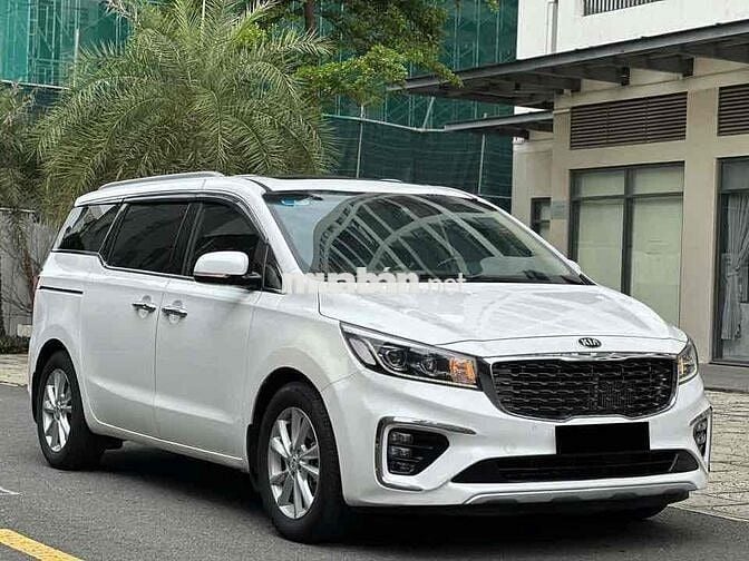 Kia Sedona 2019 Luxury D - 84000 km