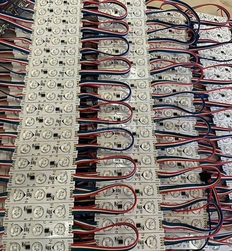 CỬA HÀNG BÁN ĐÈN CẦN TUYỂN NHÂN VIÊN BÁN HÀNG