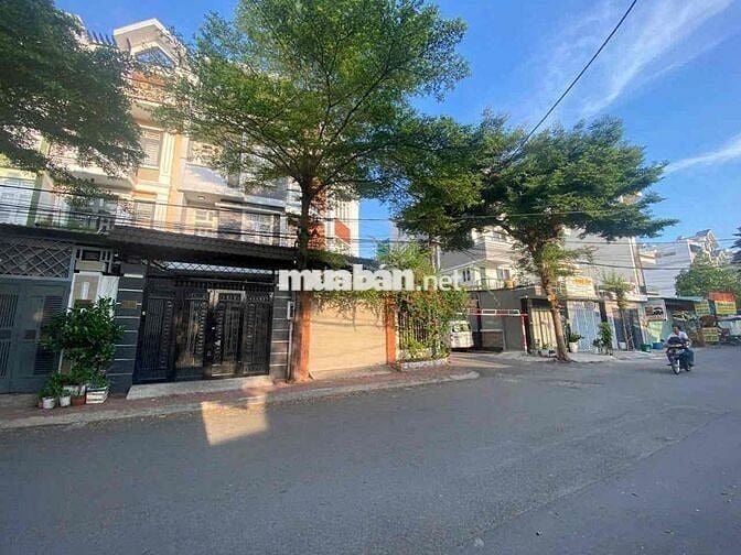 Chính chủ cho thuê nhà 3 tầng, mặt tiền ds8 hbp, 17tr/th