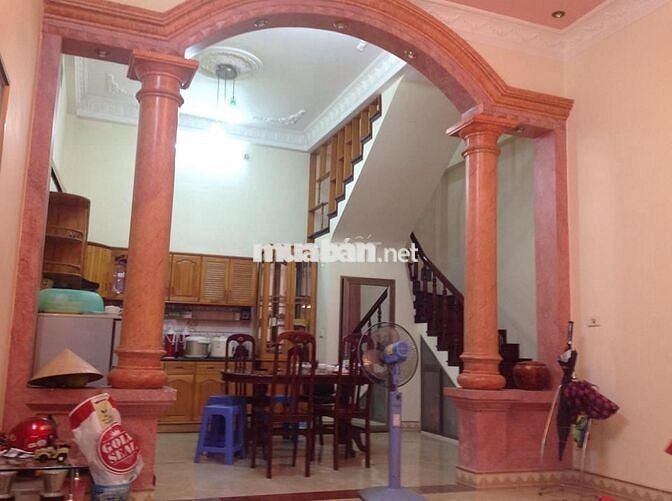 Cho thuê nhà trong ngõ 166 trần duy hưng