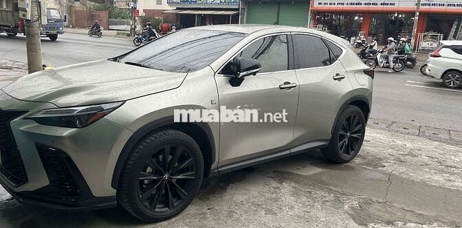 Lexus NX 350 F-Sport đăng ký t4/2022 đi 40 ngàn