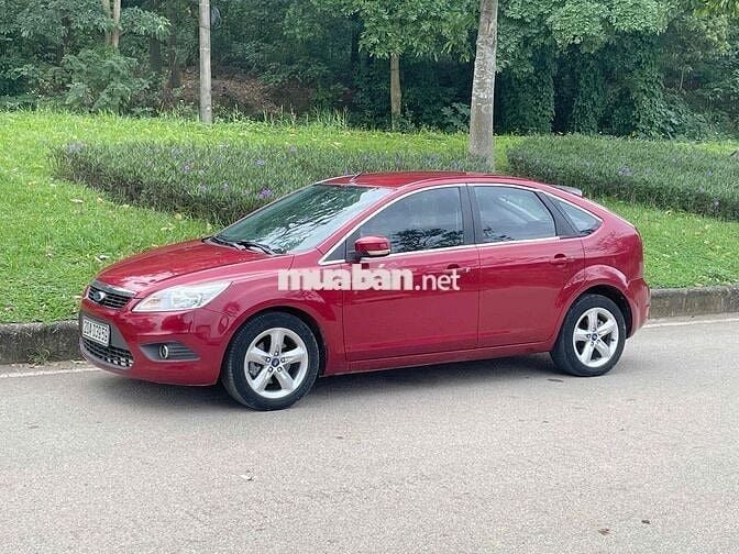 Ford Focus 2011 1.8 số tự động full đồ chơi